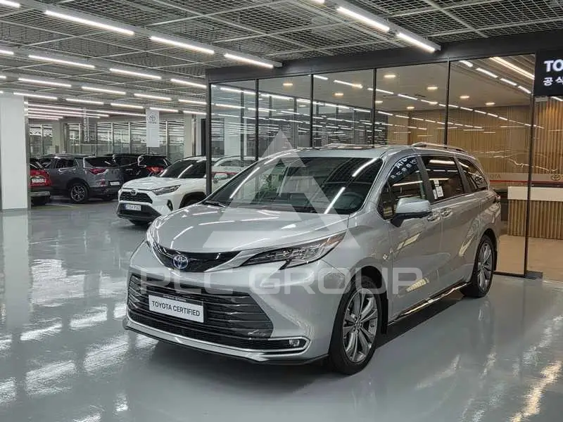 2025 Toyota Sienna