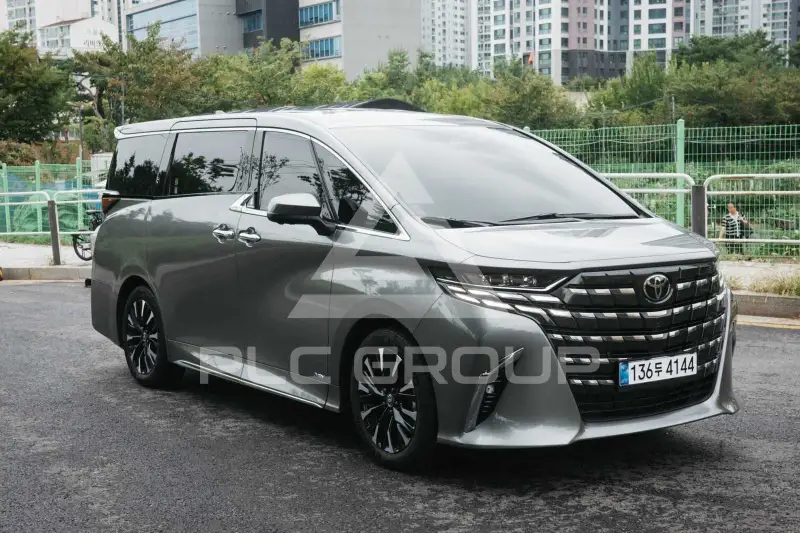2025 Toyota Alphard
