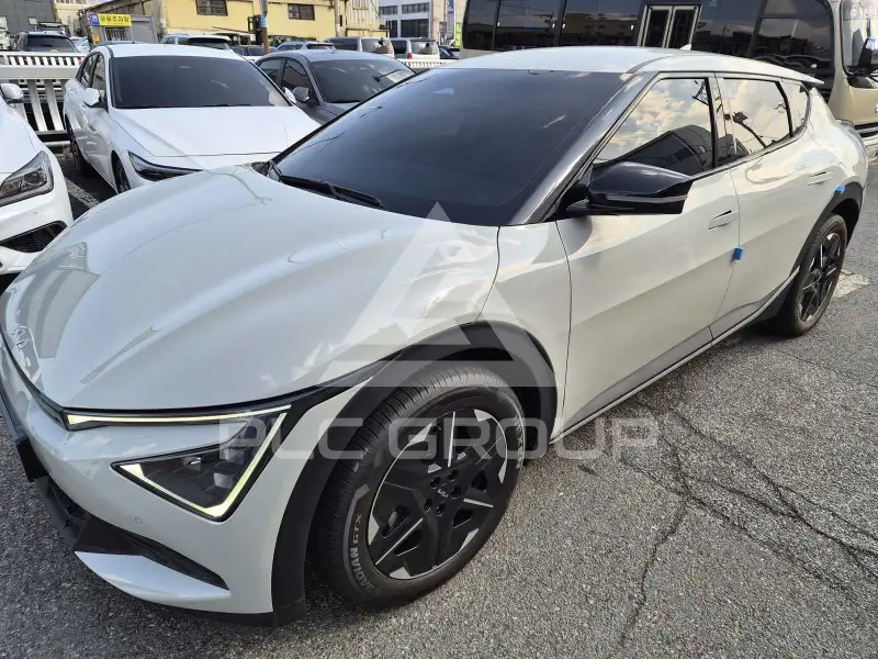 2025 KIA EV