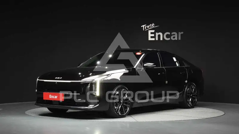 2025 KIA K8