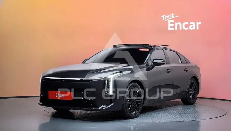 2025 KIA K8