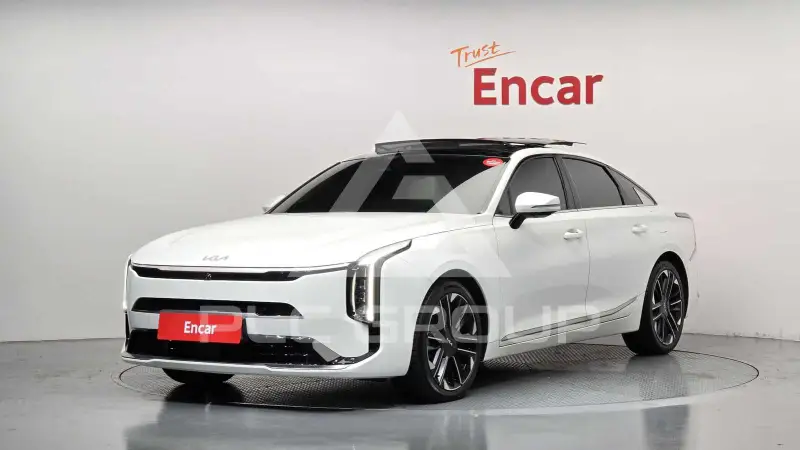 2025 KIA K8