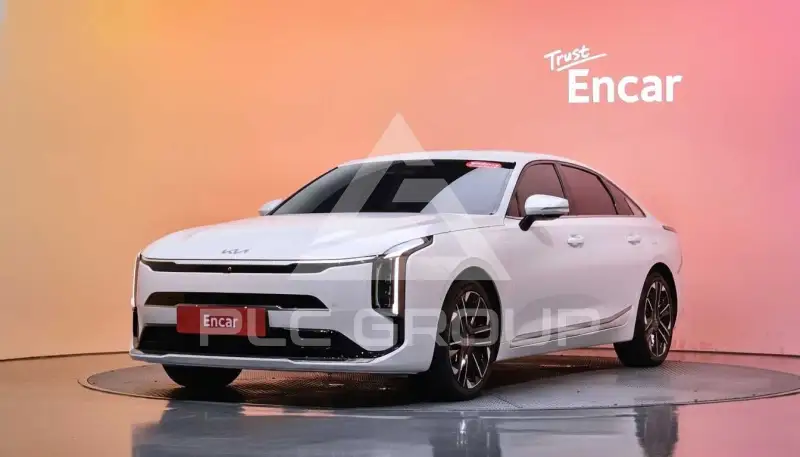 2025 KIA K8