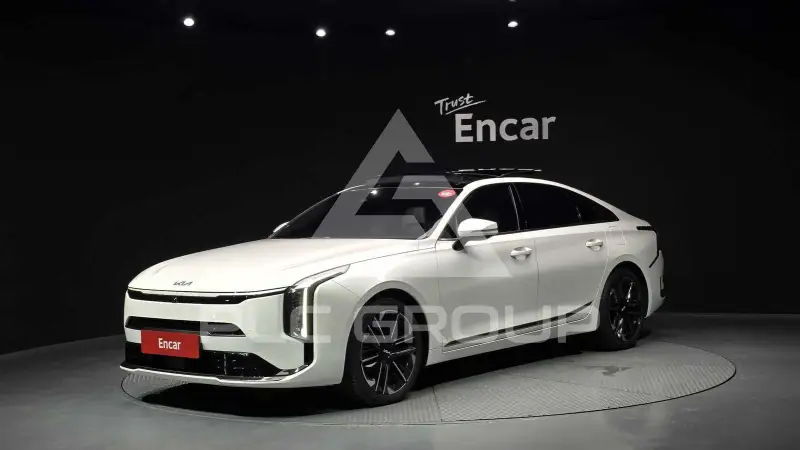 2025 KIA K8