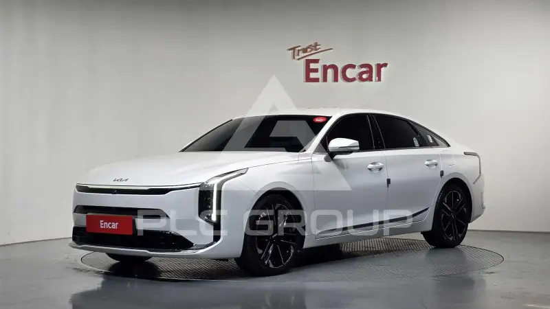 2025 KIA K8