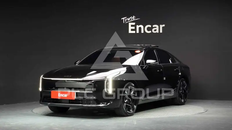 2025 KIA K8