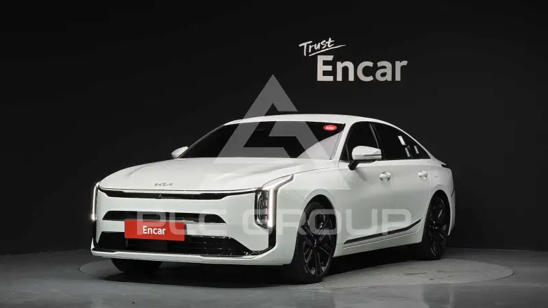 2025 KIA K8