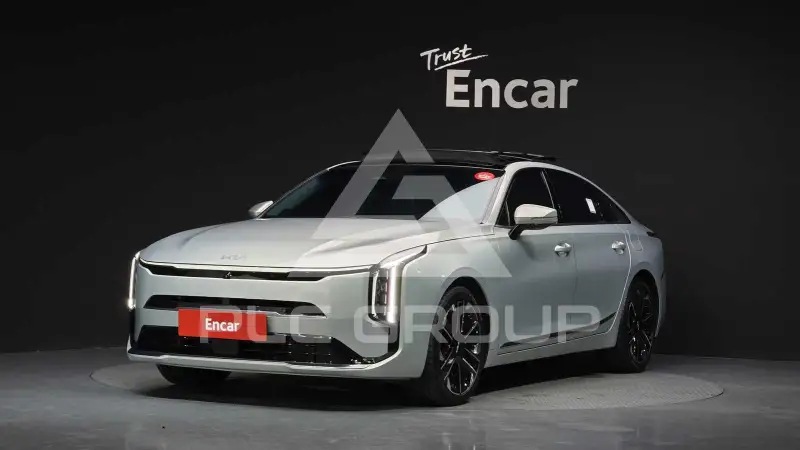 2025 KIA K8