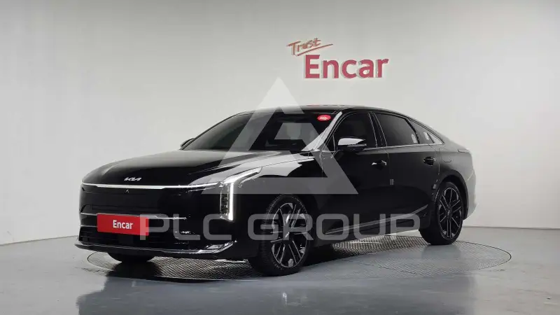 2025 KIA K8