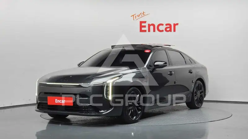 2025 KIA K8
