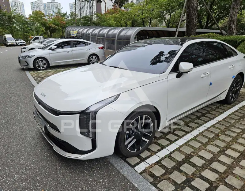 2025 KIA K8