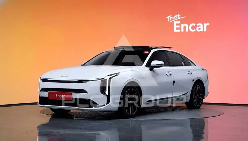 2025 KIA K8
