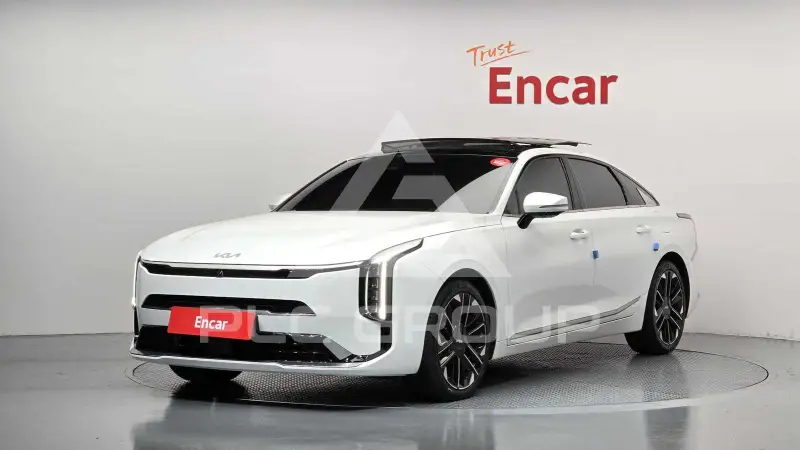 2025 KIA K8