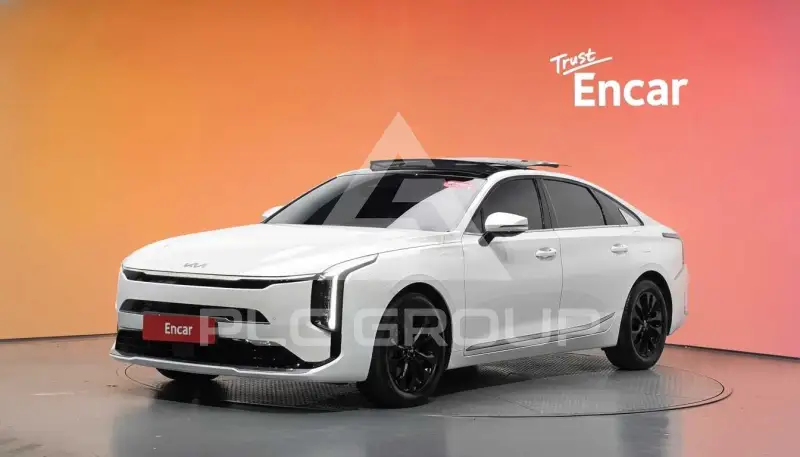 2025 KIA K8