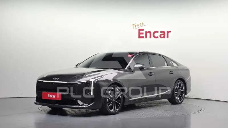 2025 KIA K8