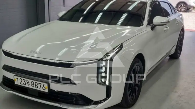 2025 KIA K8