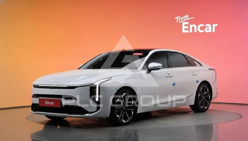 2025 KIA K8