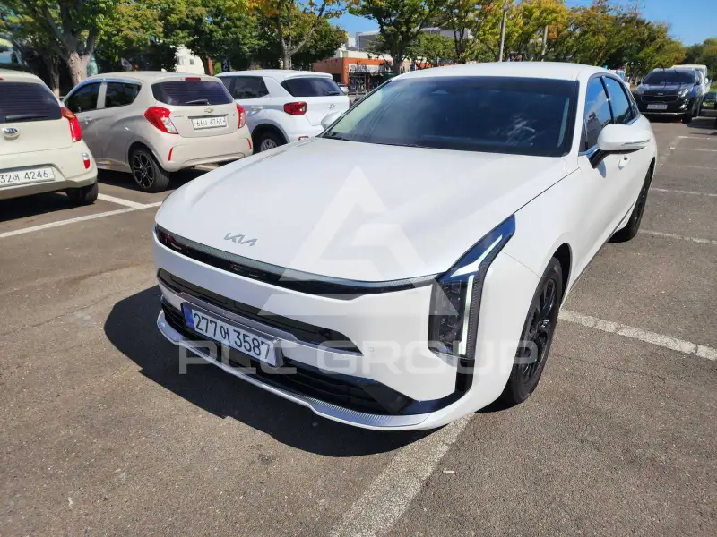 2025 KIA K8