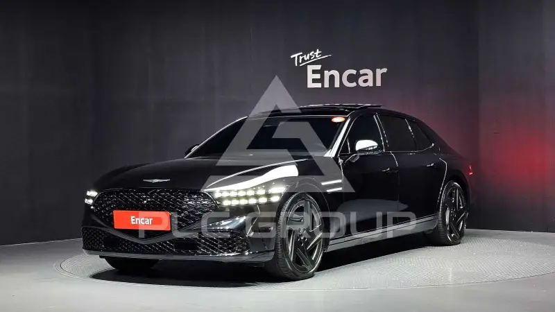 2025 Genesis G90