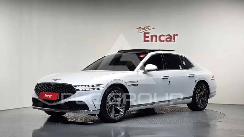 2025 Genesis G90