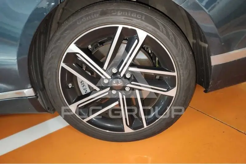2025 Genesis G80