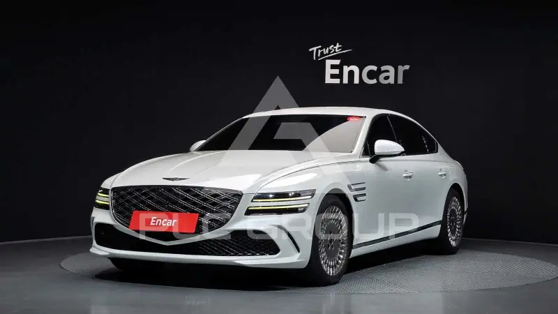 2025 Genesis G80