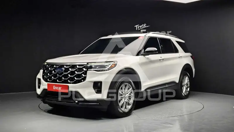 2025 Ford Explorer