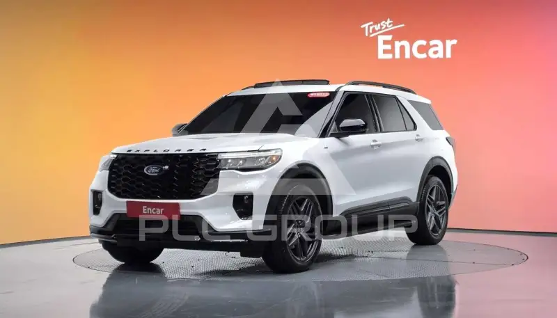 2025 Ford Explorer