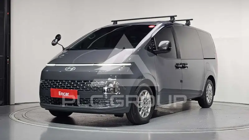 2025 Hyundai Staria