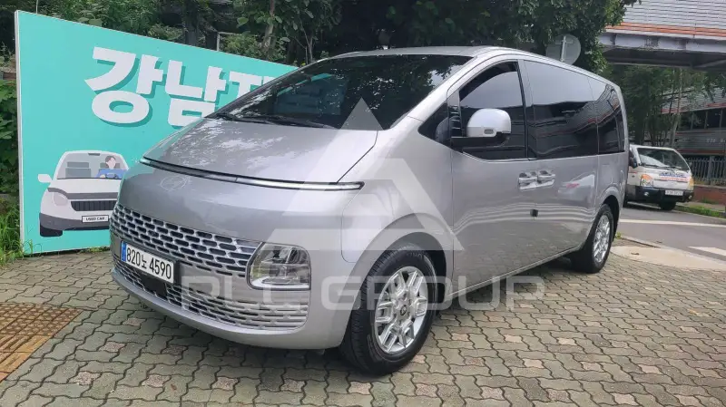 2025 Hyundai Staria
