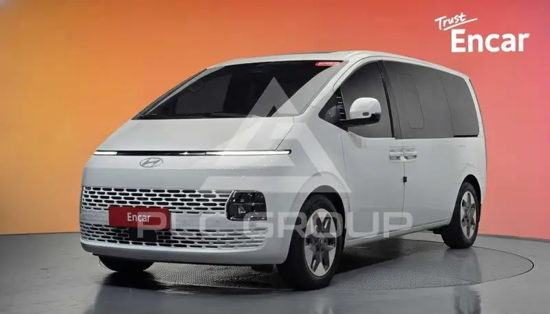 2025 Hyundai Staria