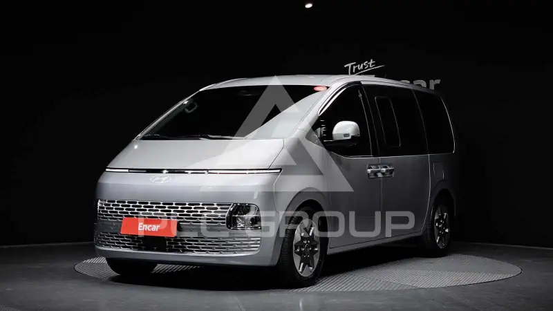 2025 Hyundai Staria