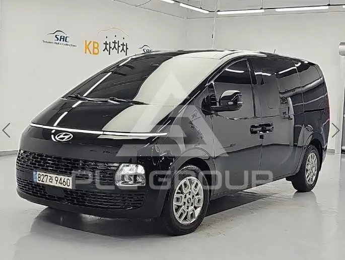 2025 Hyundai Staria