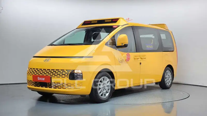 2025 Hyundai Staria