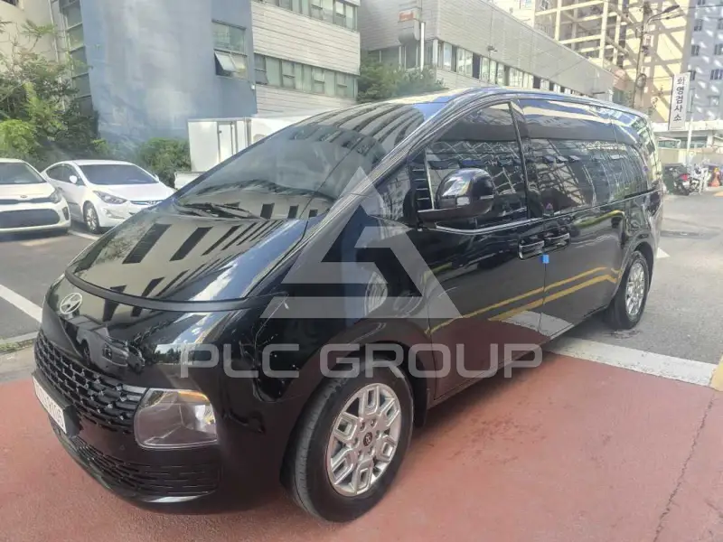 2025 Hyundai Staria