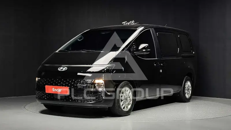 2025 Hyundai Staria