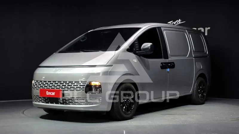2025 Hyundai Staria