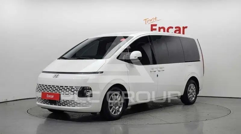 2025 Hyundai Staria