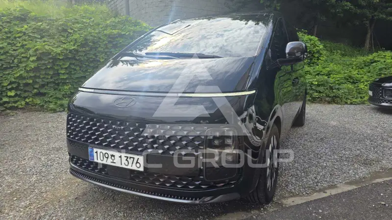 2025 Hyundai Staria