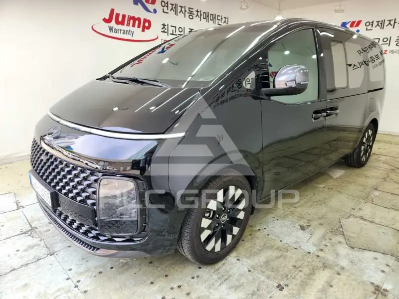 2025 Hyundai Staria