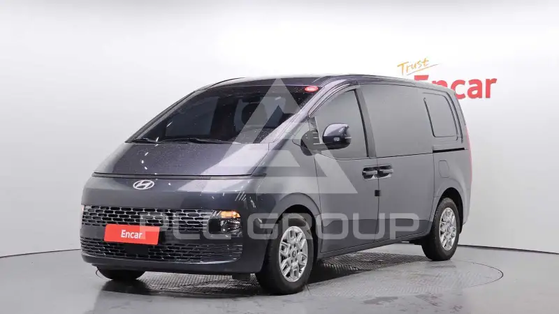 2025 Hyundai Staria