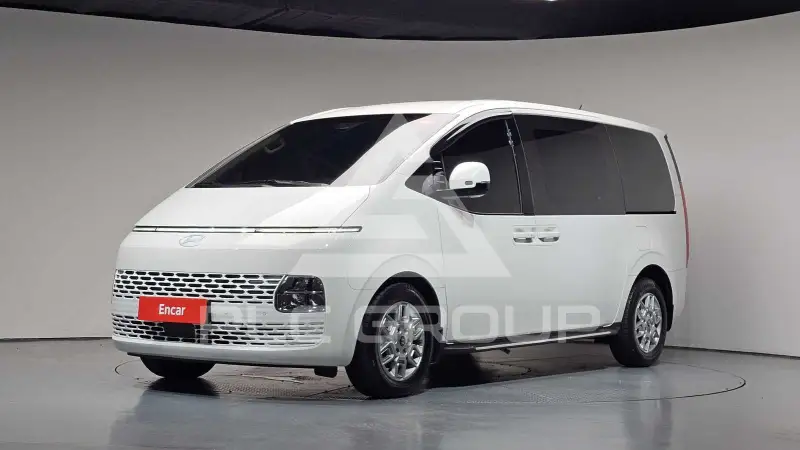 2025 Hyundai Staria