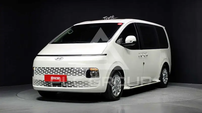 2025 Hyundai Staria