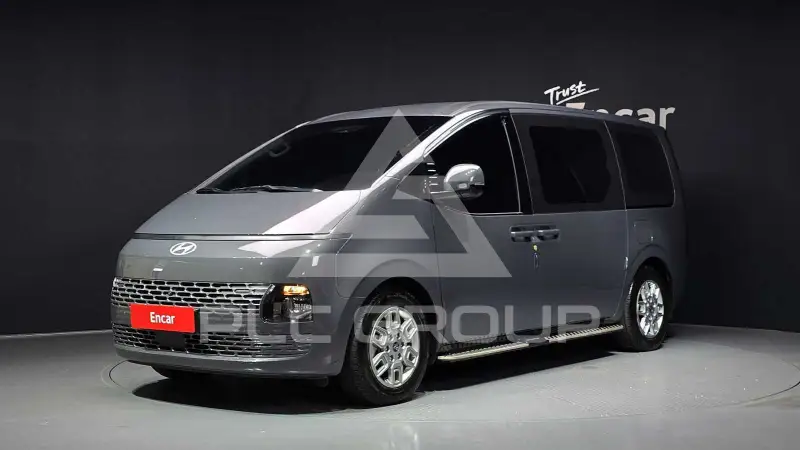 2025 Hyundai Staria