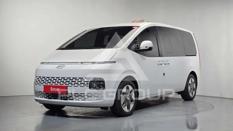 2025 Hyundai Staria