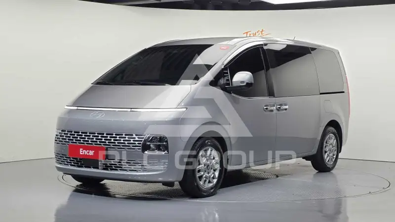 2025 Hyundai Staria