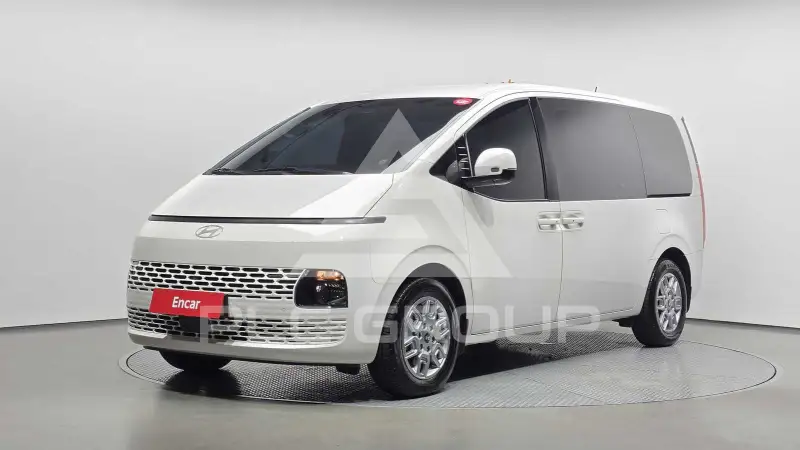 2025 Hyundai Staria