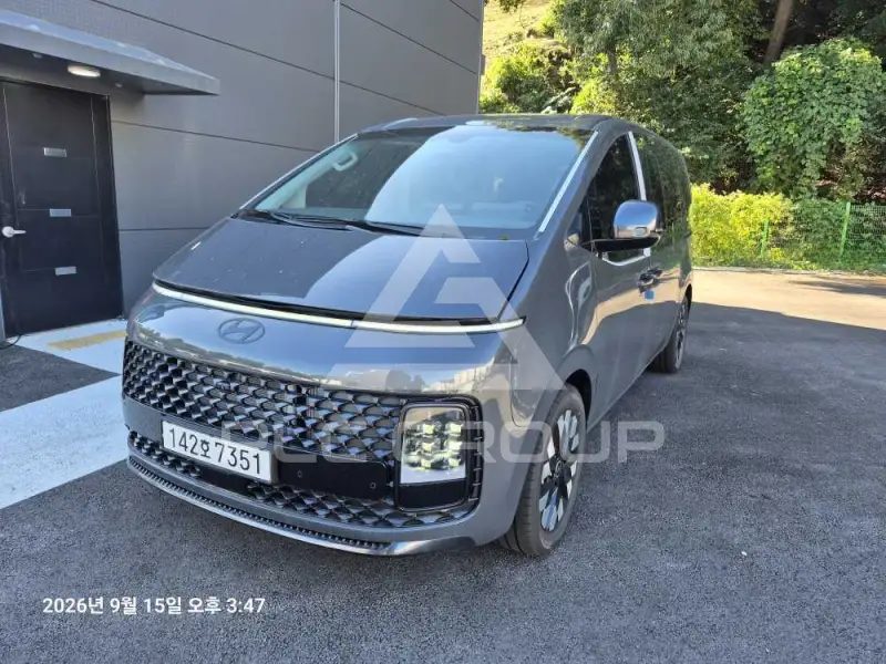 2025 Hyundai Staria