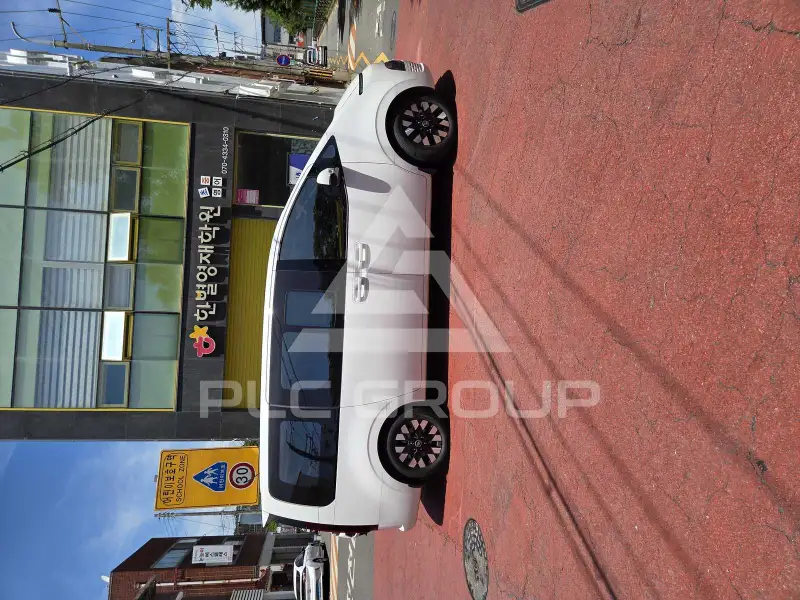 2025 Hyundai Staria