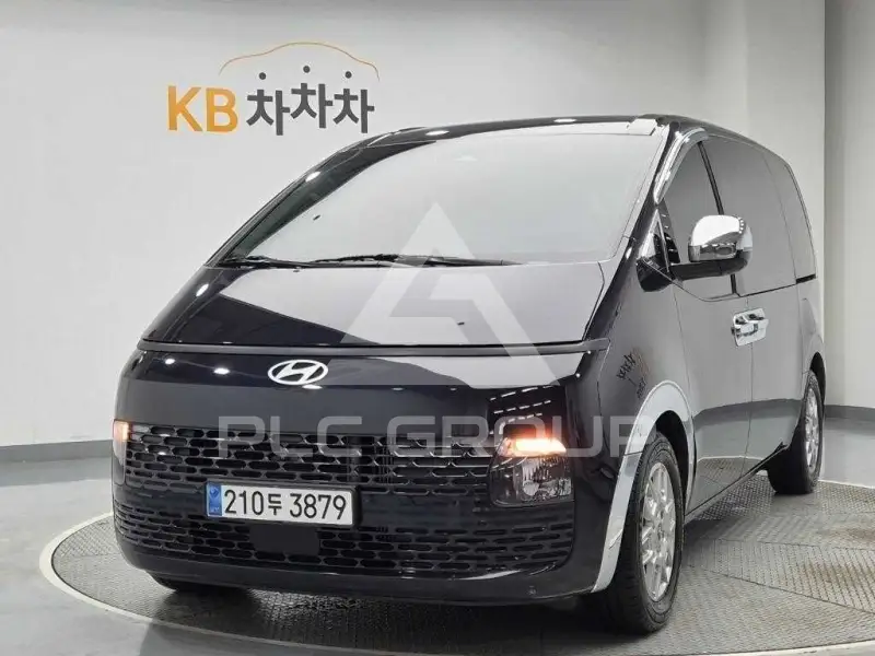 2025 Hyundai Staria